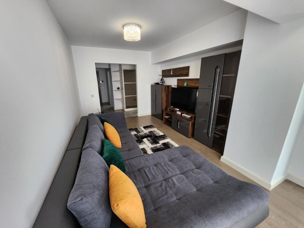 Near Airport 2 Rooms Apartments In Himson Iasi Extérieur photo