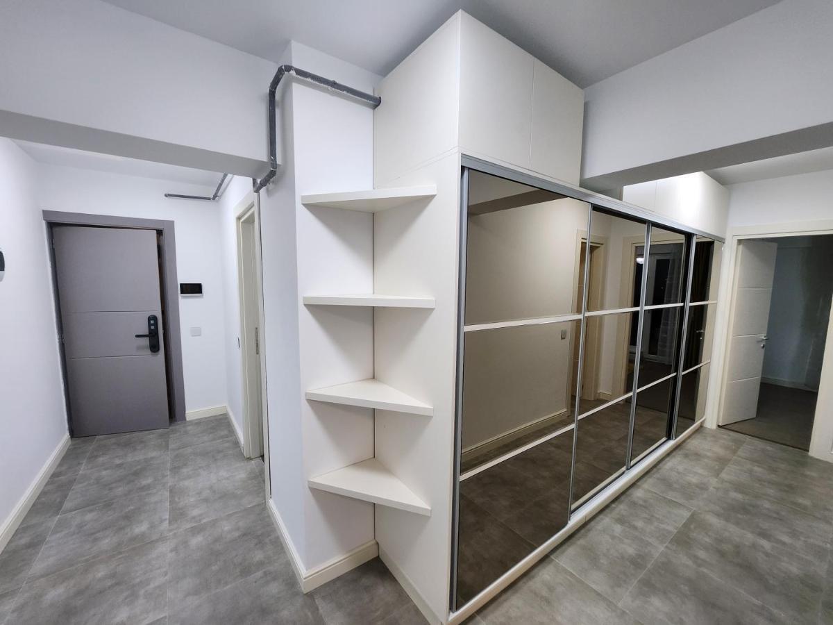 Near Airport 2 Rooms Apartments In Himson Iasi Extérieur photo