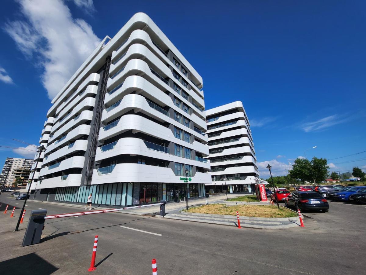 Near Airport 2 Rooms Apartments In Himson Iasi Extérieur photo