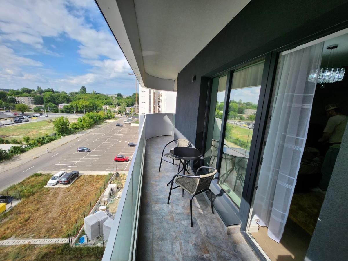 Near Airport 2 Rooms Apartments In Himson Iasi Extérieur photo