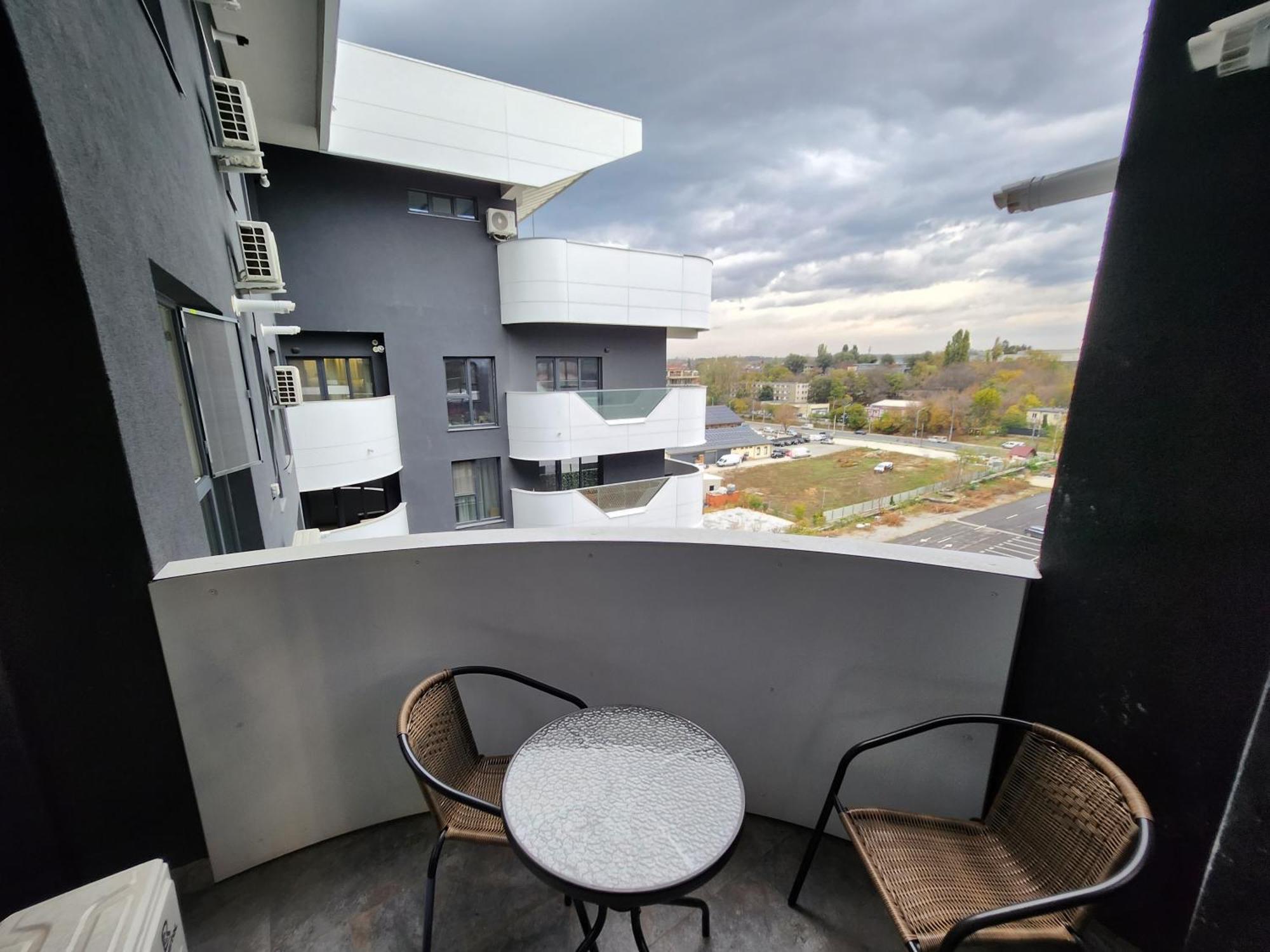 Near Airport 2 Rooms Apartments In Himson Iasi Extérieur photo