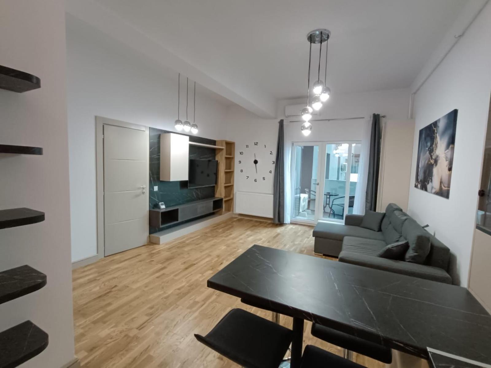 Near Airport 2 Rooms Apartments In Himson Iasi Extérieur photo
